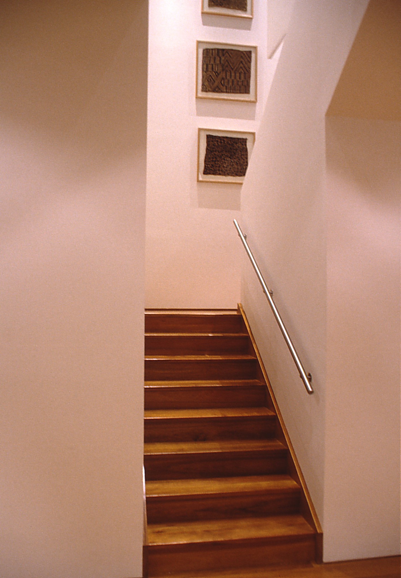 Slobom Residence #1_23_stair to second floor_Stephen Varady Photo ©