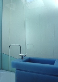 Pace McEwin Residence 39_bathroom_marblo vanity + swivel bath tap_Stephen Varady Photo ©